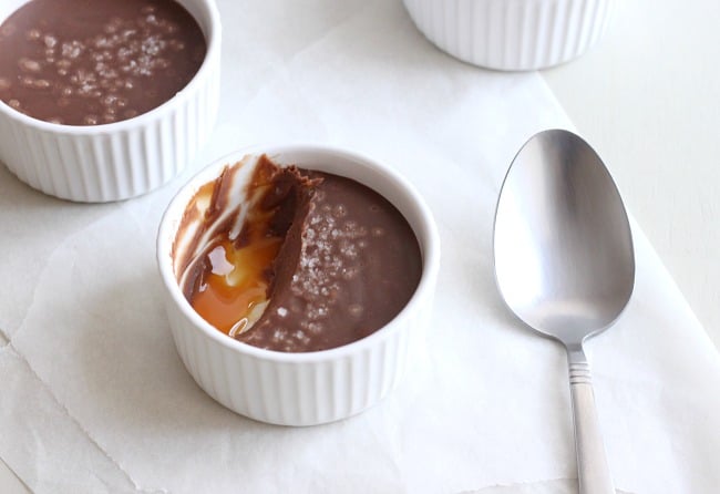 Salted chocolate pots with caramel sauce - heavenly! / amuse-your-bouche.com