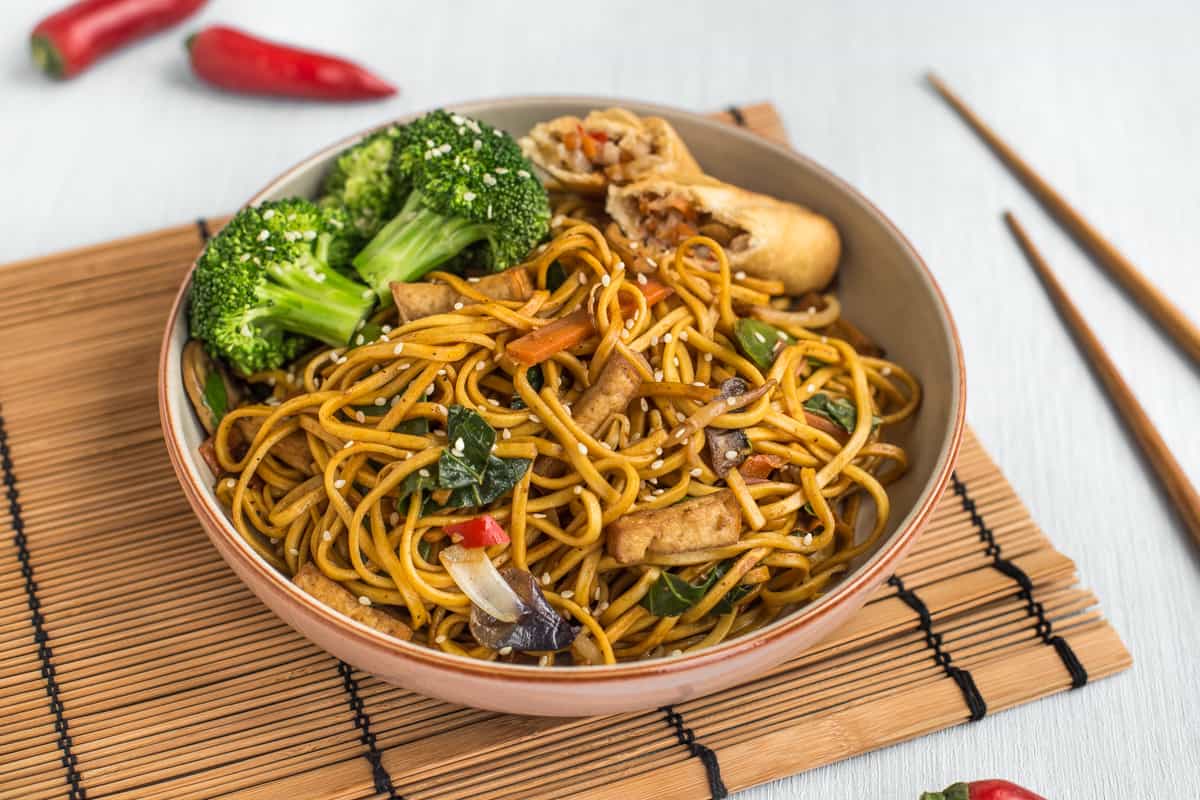 Vegetarian chow mein with broccoli.