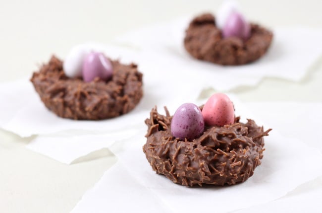 Chocolate Easter nests - only 3 ingredients! These are great for getting kids into the kitchen at Easter! / amuse-your-bouche.com