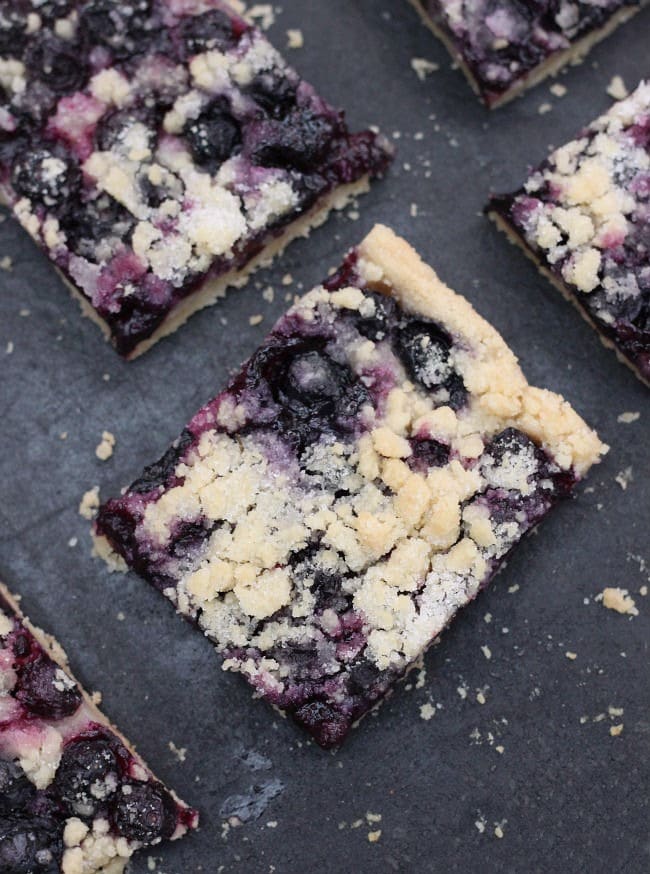 Blueberry shortbread bars - SO quick and easy!