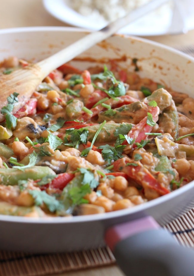 Peanut butter chickpea curry