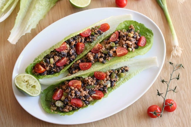 Black bean and walnut taco-style lettuce wraps - super healthy and unbelievably full of flavour!
