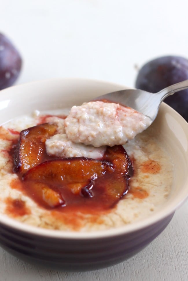 Cinnamon plum porridge - easy, delicious, and much healthier than sugary cereal!