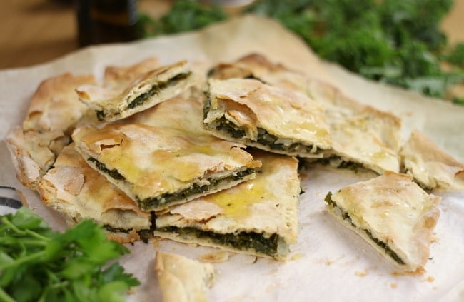 Croatian soparnik - a rustic kale pie made with the EASIEST homemade dough ever! (totally foolproof!)