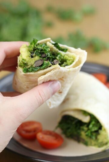 Kale and avocado burritos - Easy Cheesy Vegetarian