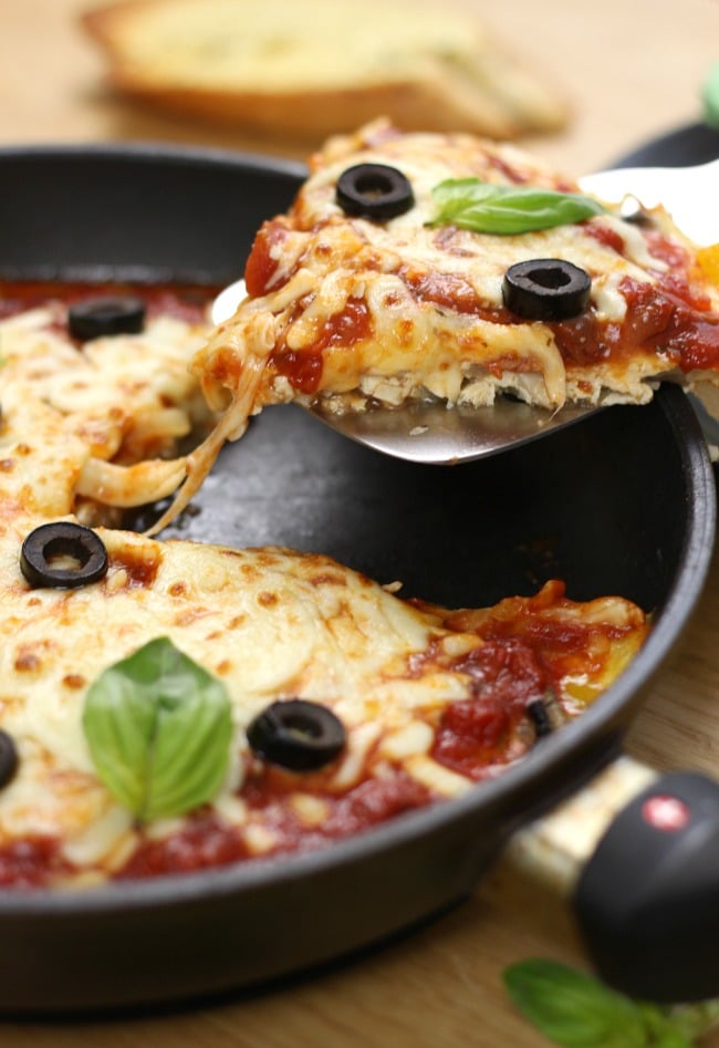 Low-carb pizza frittata