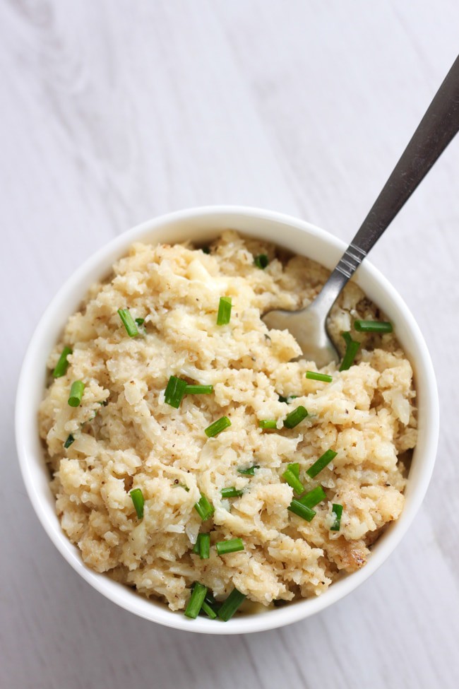 Low carb cauliflower risotto - this super cheesy recipe is absolutely irresistible, whether you're following a low-carb diet or not!
