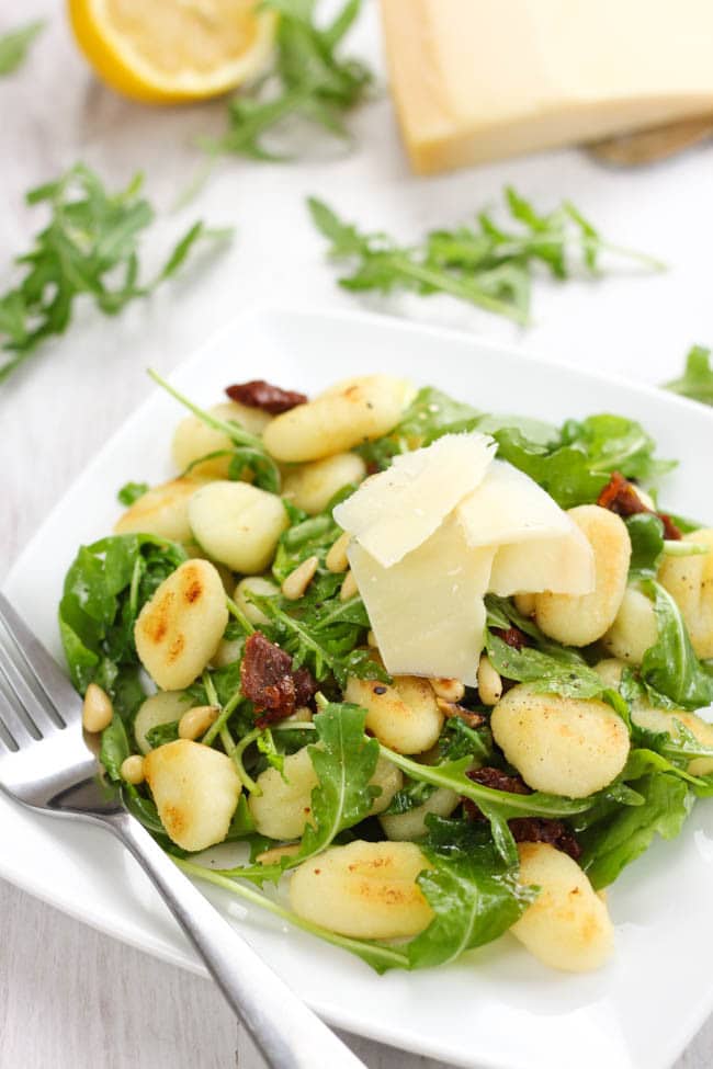 Toasted gnocchi salad with pine nuts and sun-dried tomatoes - this is a much lighter way to serve gnocchi, which can sometimes feel really heavy!