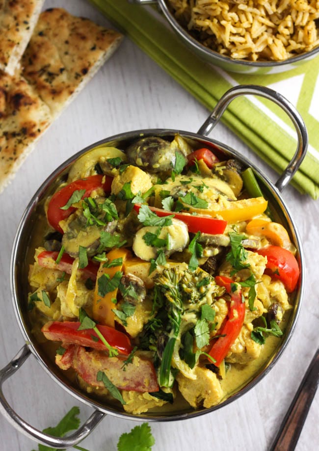 Healthier korma curry - at just over 300 calories for a generous portion, this lighter version of the usually rich and creamy korma makes a really healthy dinner! And it's absolutely delicious too!