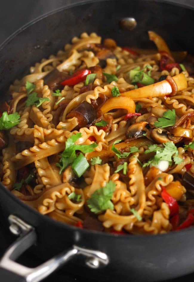 Hoi sin veggie noodles - sticky, sweet, saucy noodles with loads of veggies and a secret ingredient that adds loads of flavour!