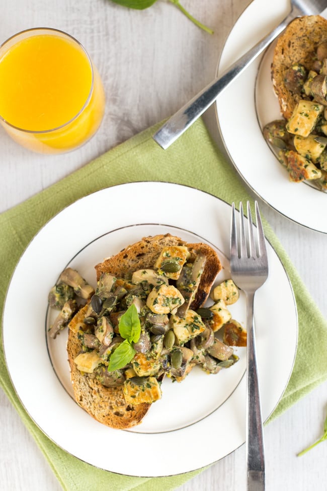 Creamy pesto mushrooms and halloumi on toast - quick and easy to make, and sooo yummy! The perfect vegetarian brunch.