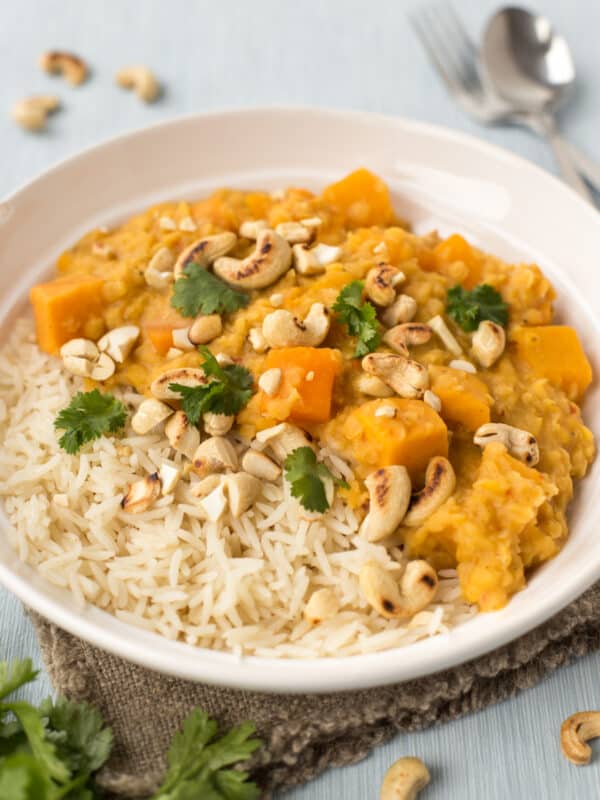 Easy Tarka Dal (Vegan Red Lentil Curry) - Easy Cheesy Vegetarian