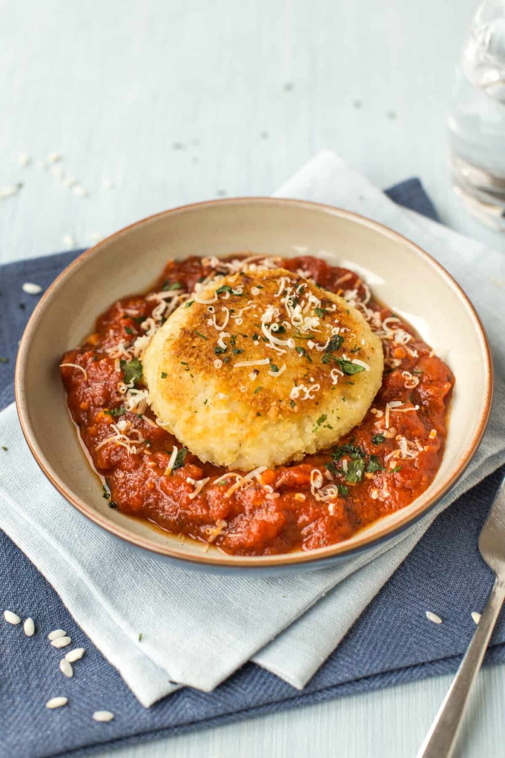 Cheesy Risotto Cakes in Tomato Sauce Easy Cheesy Vegetarian
