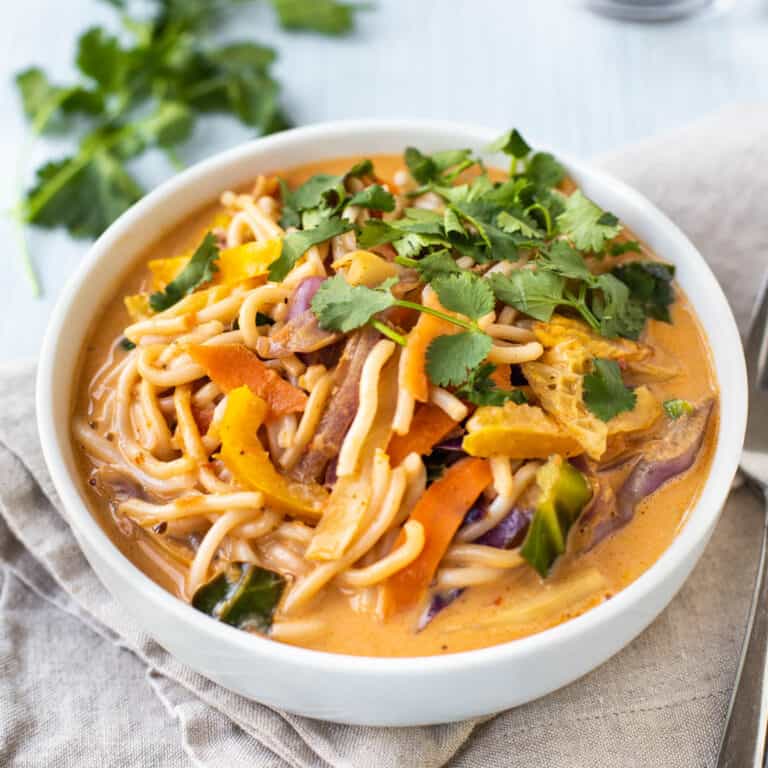 Quick Red Thai Curry Noodle Soup