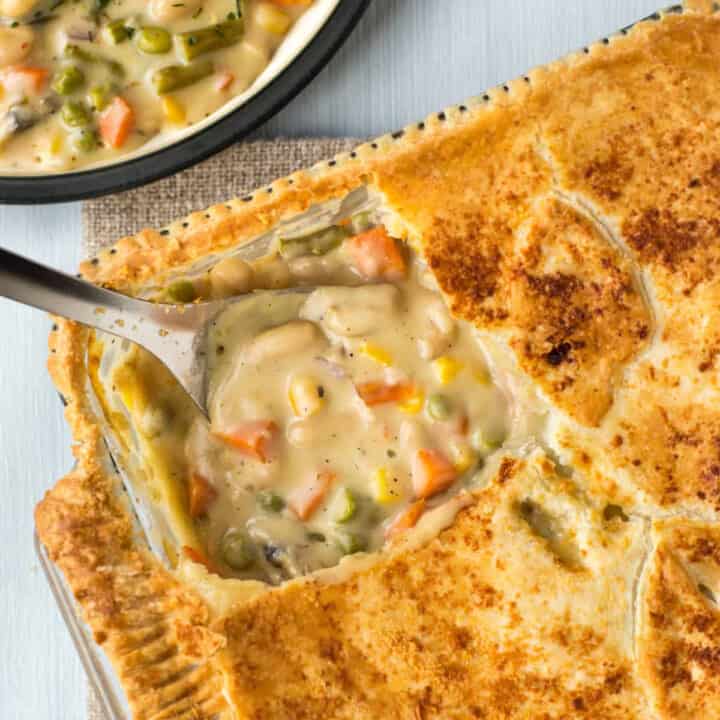 Easy Cheesy Vegetable Pie (with Puff Pastry) - Easy Cheesy Vegetarian