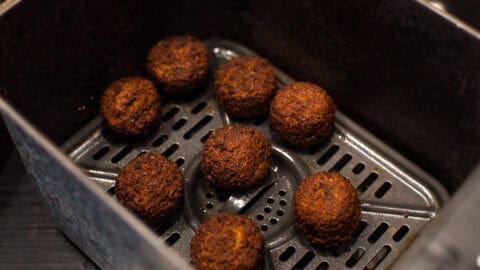 Crispy falafel in an air fryer.